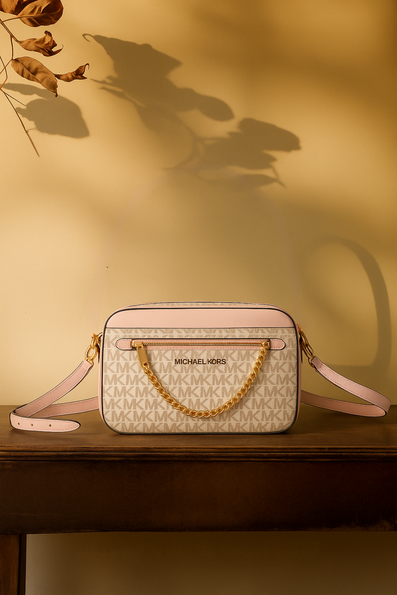 Micheal-Kors-Light Cream Leder Backpack1.WebP