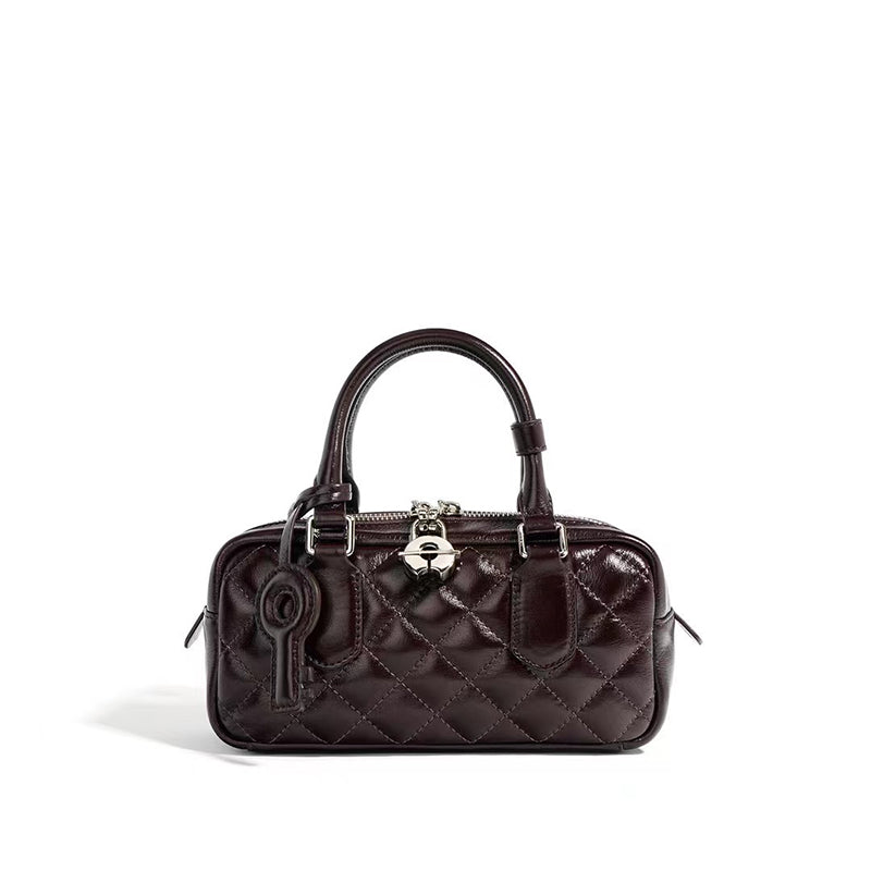 Melo Quinn – die gesteppten Echtleder